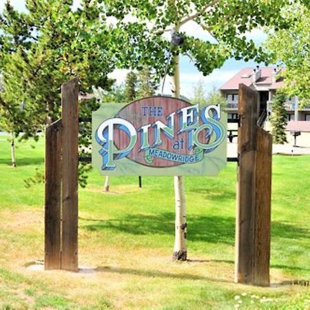 Pines At Meadow Ridge Hotel Fraser Exterior photo